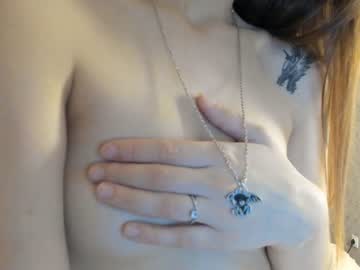 webcam girl sweetyliliana today image #3969111