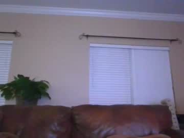 webcam man hockeystar96 today image #782196