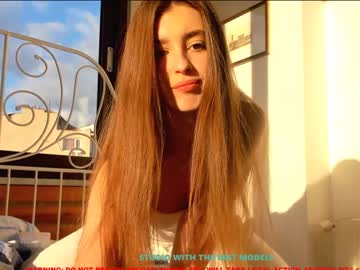 webcam girl coy_amina today image #927420
