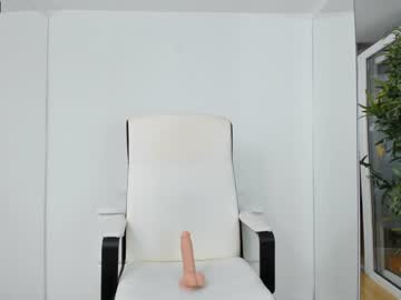 webcam girl ingridblondy94 today image #2146210