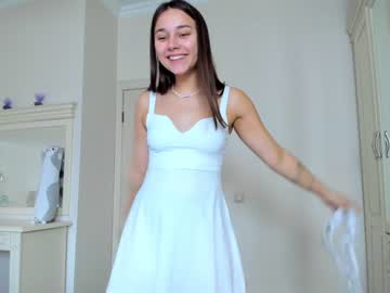 webcam girl eleonora_linn today image #2671390