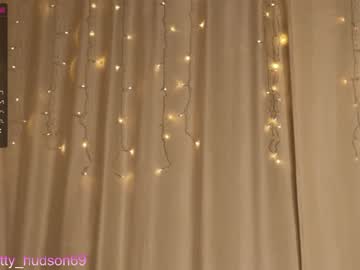 webcam girl bettyhudson today image #977813