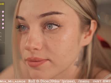 webcam girl mia_milagros today image #3657459