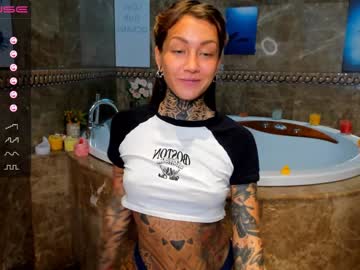 webcam girl nickyneck today image #414747