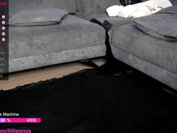 webcam girl lillieonyx today image #1168541