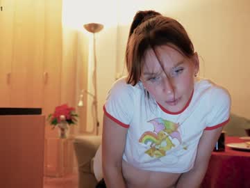 webcam girl ellaa91 today image #3277376