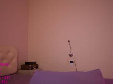 webcam girl lindamei today image #479009