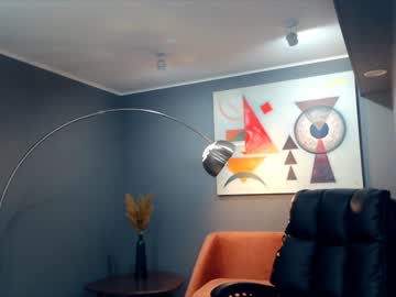 webcam girl leiavelvet today image #194590