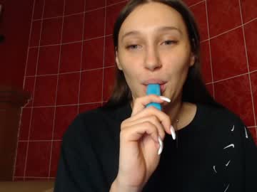 webcam girl highlemonsss today image #3395190