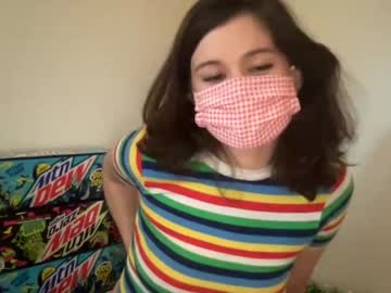 webcam girl mtn_dew_queen today image #140759