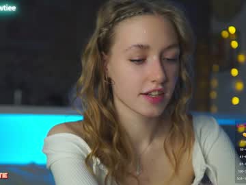 webcam girl _taylor_swift today image #3644238