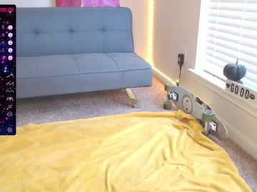 webcam girl petitebrat today image #2810447
