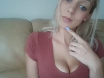 webcam girl itwasnotaphasemom today image #2803147