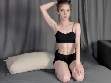 webcam girl bonniesherri today image #2546135