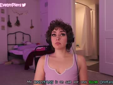 webcam girl evelynpiers today image #2332984