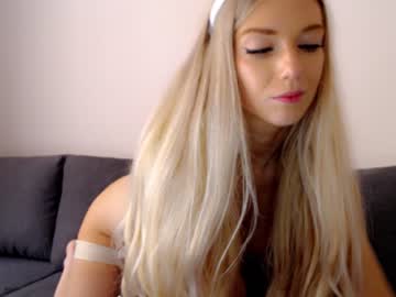 webcam girl pervyblonde today image #1989850