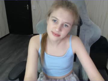 webcam girl kylie_mine today image #2809402