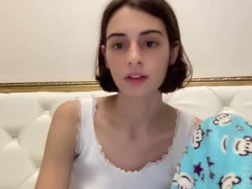 webcam girl crown_of_vice01 today image #2710393