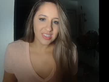 webcam girl khelzy today image #2927998