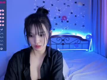 webcam girl aisneon today image #1407329