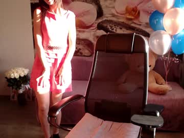 webcam girl jennycutey today image #3244038