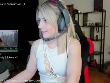 webcam girl kimilee22 today image #1445684