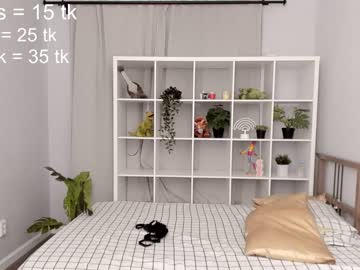 webcam girl thisisamelia today image #1236359