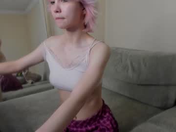 webcam girl karinalin18 today image #3695990