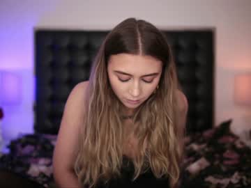 webcam girl shy_jane today image #681838
