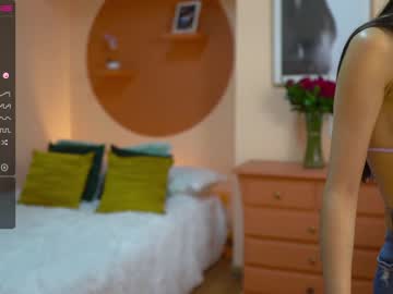 webcam girl cielo69_ today image #901938