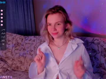 webcam girl melondama today image #3198592