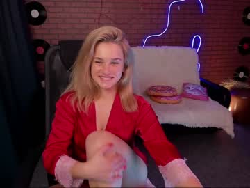 webcam girl leila_wow today image #1432179