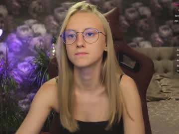webcam girl angeellina today image #2516195