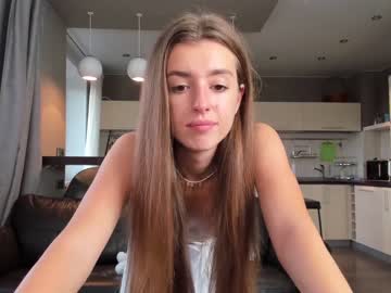 webcam girl coy_amina_ today image #2393908