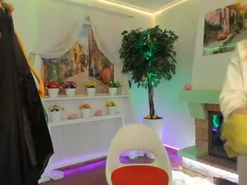 webcam girl xoanetta today image #497551