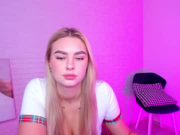 webcam girl 8a8y_nura today image #1219542