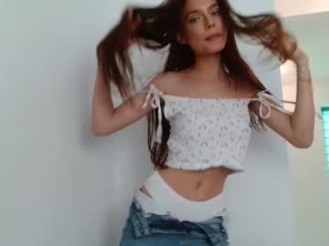 webcam girl isia_slay today image #2514416