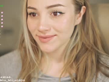 webcam girl mia_milagros today image #3894233