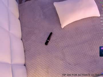 webcam girl aerri_lee today image #2617693