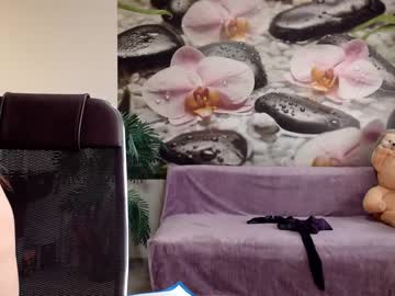webcam girl jennycutey today image #2053352