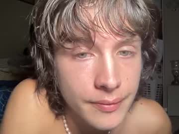 webcam man ethanbakerr today image #1096127