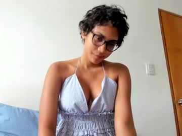 webcam couple sexyandlittlegirl today image #1581581