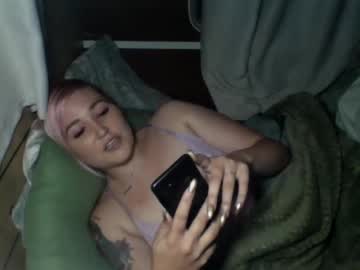 webcam girl paisleysmith69 today image #4021955
