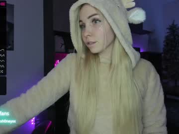 webcam girl xxxhoneyxx today image #3248461
