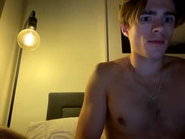 webcam man cambean88 today image #3460516