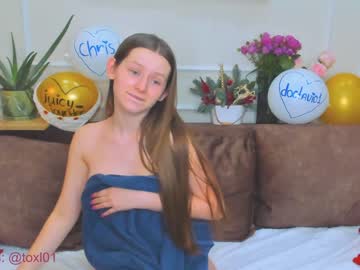 webcam girl toxl today image #773357