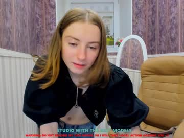 webcam girl kira_coy_ today image #1917720