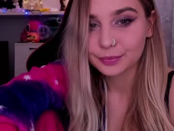 webcam girl sweetmila1 today image #3370072