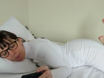 webcam girl ellynaomi today image #806669