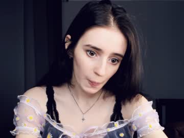webcam girl lisawoo today image #649447